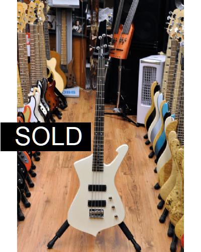 Ibanez Iceman ICB200 White